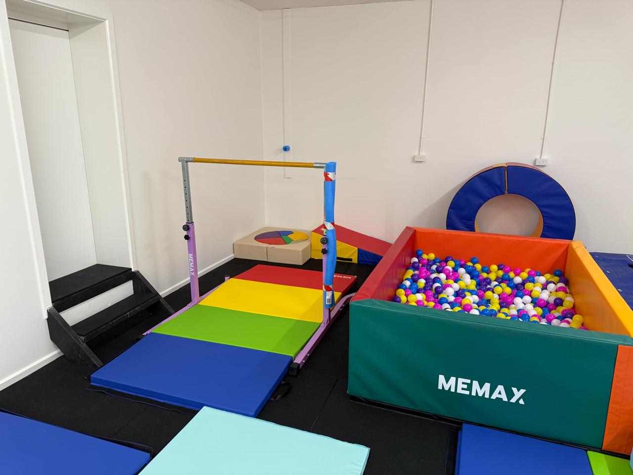 Soft mats and climbing wall at S&C Allied Health Berri